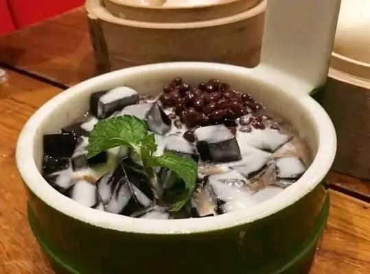 以食之契约龟苓膏台词大全（探索台词世界，感受龟苓膏的美味）