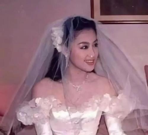 富豪珊珊感情经历视频大全哪里找？视频内容有哪些？